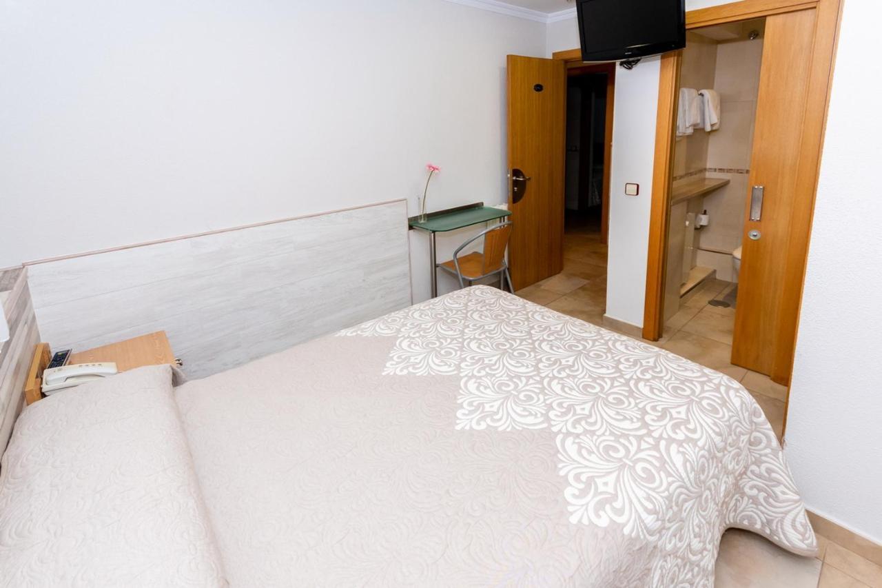 Hostal Viky Madri Exterior foto